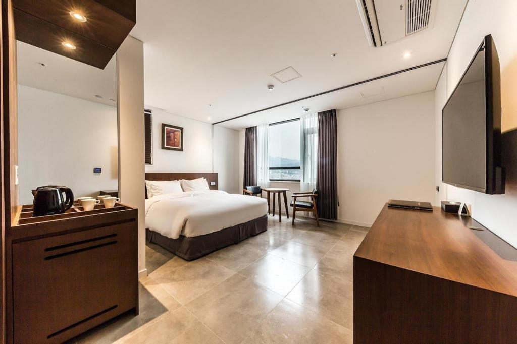 ซีเอส พรีเมียร์ โฮเต็ล Hotel โซล ภายนอก รูปภาพ