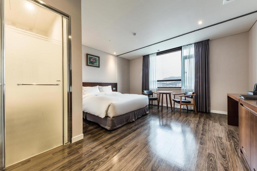 ซีเอส พรีเมียร์ โฮเต็ล Hotel โซล ภายนอก รูปภาพ