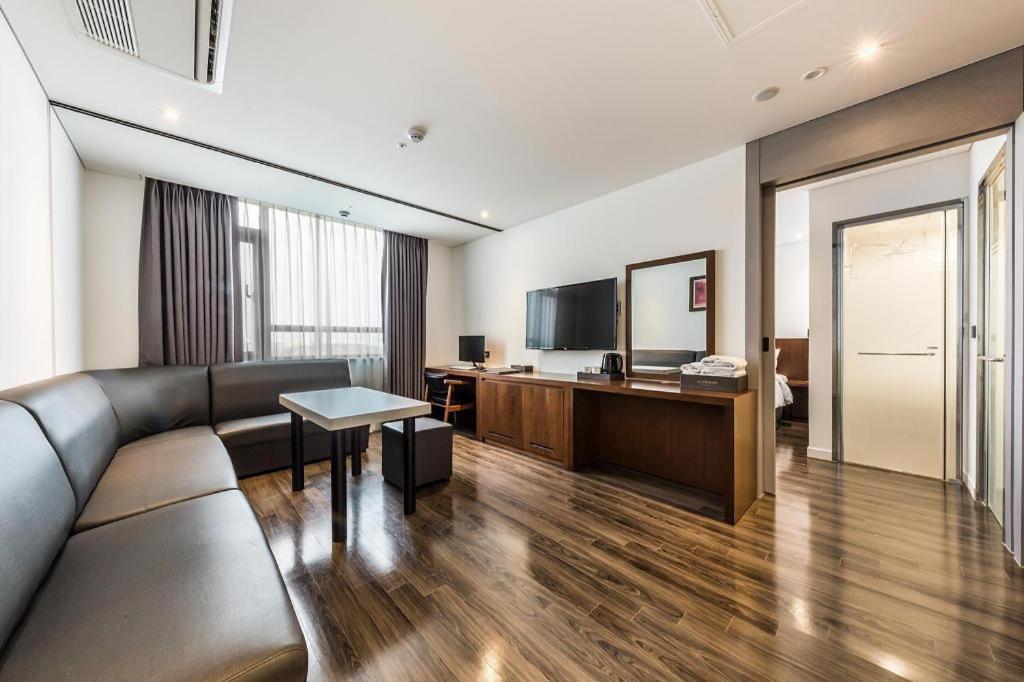 ซีเอส พรีเมียร์ โฮเต็ล Hotel โซล ภายนอก รูปภาพ